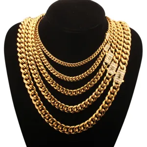 Collier chaîne gourmette cubaine en acier inoxydable doré pour homme avec fermoir.