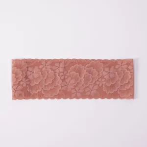 Vintage high elasticity lace headband wide floral hair accessory with elegant wavy edge design.