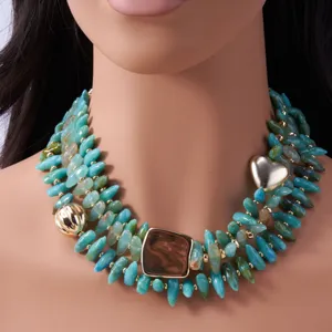 Collar multicapa de cuentas de concha turquesa para mujer estilo de joyería de playa.