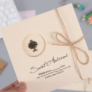 Tarjeta de felicitación árbol metal vintage con lazo de yute, tarjeta mensaje retro regalo.