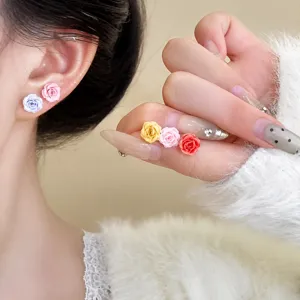 Boucles d'Oreilles Puces Camélia Dégradé Doux Frais Floral Résine Bijou d'Oreille Élégant Polyvalent Petites Puces Pour Femmes