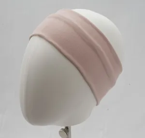 Stretchy knitted wide headband for women, soft solid color casual daily hair band accessory.