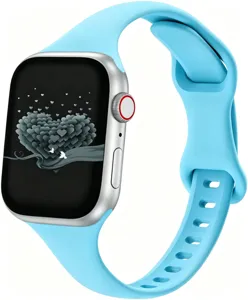 Blauwe siliconen slanke horlogeband voor Apple Watch, stijlvol tailedesign, comfortabel accessoire.