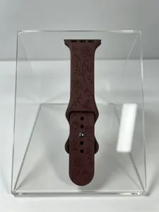Cinturino di ricambio in silicone compatibile con Apple Watch, design floreale con rose.