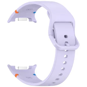 Detailed view of the light purple silicone smartwatch replacement strap with metal buckle.