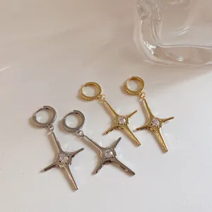 Niche design four-pointed star zircon hoop earrings, elegant gold and silver pendant jewelry.