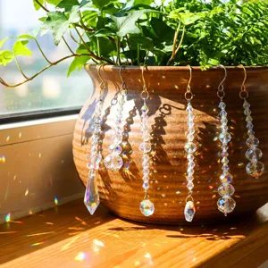 Set di Ciondoli Sospesi Acchiappasole in Cristallo Colore AB Prisma Arcobaleno Vaso di Fiori Decorazione da Giardino