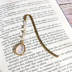 Vintage Metal Bookmark Teardrop Pendant Crystal Glass Bead Bookmark Office Reading Decorative Bookmark Gift