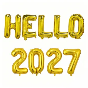 Ballons en aluminium dores lettres et chiffres HELLO 2027 pour deco de fete du Nouvel An.