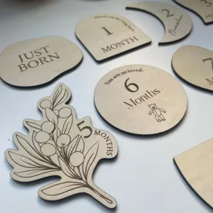 Wooden baby milestone cards newborn month tokens monthly keepsake photo props wood slice set