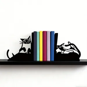 Black metal cat bookends detail shot, creative heavy duty decorative book ends for shelves.
