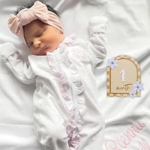 3D wooden monthly milestone card with cute daisy design, perfect newborn baby photo photography prop.