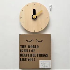 Horloge Murale en Bois Minimaliste Nordique Design Animal Silencieux Mignonne Décoration de Chambre d'Enfant