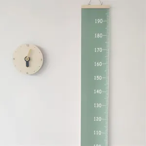 Horloge murale en bois nordique horloge silencieuse minimaliste pour chambre d'enfants