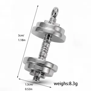 Vue détail pendentif haltère de fitness argenté, taille 3x1.3cm, poids 8.3g pour hommes.
