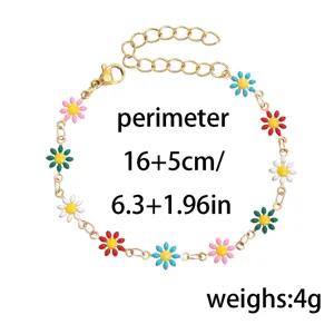 Detalles de la pulsera con dijes de margaritas esmaltadas coloridas, joyas ajustables dulces.