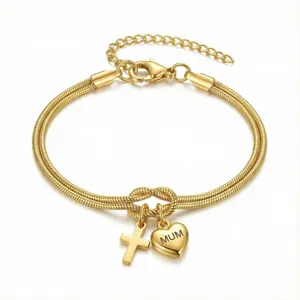 Stijlvolle gouden roestvrijstalen slangenketting armband met hart MUM bedel en kruis hanger.