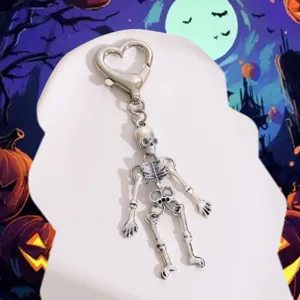 Porte-clés Gothique Squelette Crâne Lumineux Alliage de Zinc Cœur Anneau Clé Punk Halloween Bijoux Pendentif Cadeau