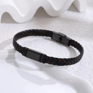 Bracciale in pelle PU intrecciata e acciaio inossidabile, accessorio gioiello unisex.