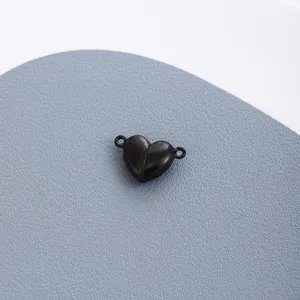Stainless steel heart-shaped magnetic clasp DIY jewelry accessory, black finish detail shot.