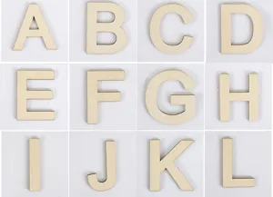 DIY houten hoofdletters A tot L ambachtelijke houtplakjes voor huisdecoratie en fotorekwisieten.