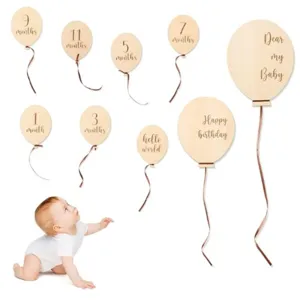 Set di carte palloncino per tappe infantili in legno, oggetti di scena per foto mensili.