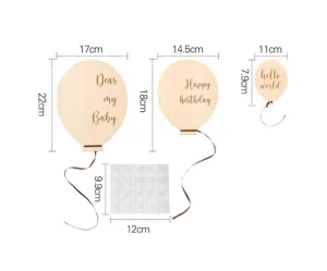 Set di targhe milestone in legno a forma di palloncino per neonati con dimensioni per compleanno.