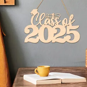 Targa da appendere in legno Class of 2025 decorazione murale per festa di laurea