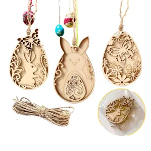 Ornements suspendus en bois de Pâques bricolage peint lapin oeuf creux tranches de bois