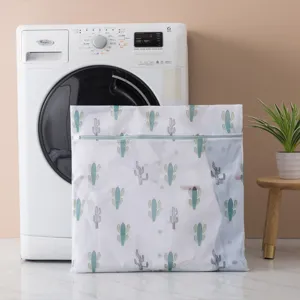 Sac à linge filet cactus avec fermeture éclair, sac de lavage pour linge délicat.