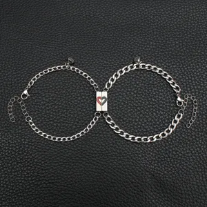 Pulsera de pareja con corazón magnético de acero inoxidable, detalle, cadenas metálicas.