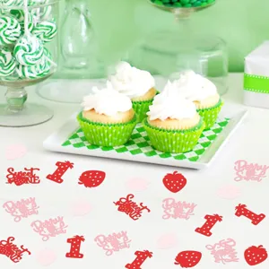 Aardbei confetti tafelstrooi decoraties voor eerste verjaardag feest benodigdheden