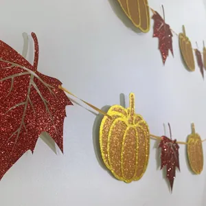 Guirlanda de hojas de arce y calabaza de otoño decoración de fiesta de otoño banner