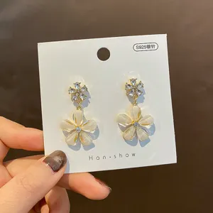 Boucles d'oreilles marguerite en argent 925 coréen, bijoux floraux mignons et élégants.