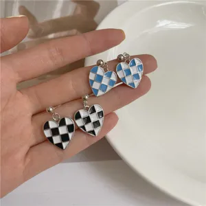 Minimalist S925 Silver Post Checkerboard Heart Stud Earrings Alloy Black White Red Blue Grid Jewelry Gift For Women