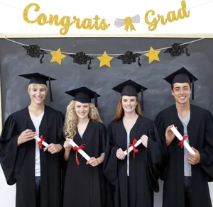 Ensemble de decoration de banniere de fete de graduation avec guirlande brillante.
