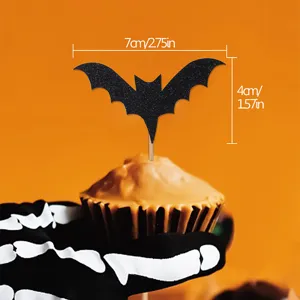 Halloween zwarte glitter vleermuis cupcake topper voor griezelige feestdecoratie.