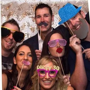 Geburtstag Party Foto-Requisiten Set, lustige Brillen und Bärte Deko für Feiern und Spaß.