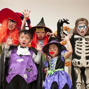 Halloween photo booth props funny paper glasses and masks for party decoration supplies.