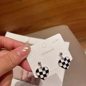 S925 silver needle black and white checkerboard heart earrings Korean minimalist chic jewelry