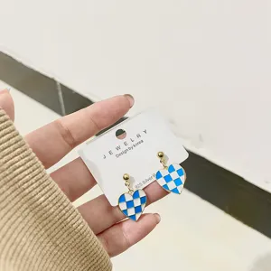 Chic blue white checkerboard heart earrings with S925 silver needle, elegant and sweet style.