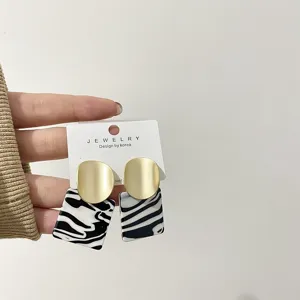 Chic geometric earrings featuring brushed gold and black white pattern for women daily wear.