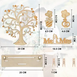Holz Hochzeitsdeko Detailansicht mit Massangaben von Lebensbaum, Mr und Mrs Schild und Herzen.