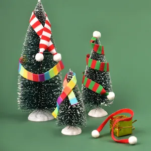 Mini árbol de navidad conjunto bufanda tejida decoración navideña muñeca botella accesorio