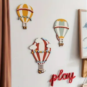 Décoration murale de montgolfière en bois artisanale lot de 3 style vintage pour chambre.
