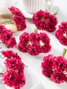 Rote künstliche Blumenstrauß Details, ideal für DIY Hochzeit Handwerk und Schachtel Dekor.