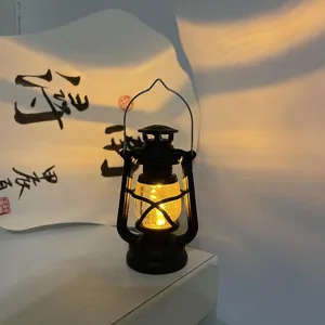 Mini Vintage LED Kerosine Laterne tragbare Nachtlampe retro Ambiente Deko Tischleuchte.