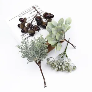 Bouquet de plantes artificielles DIY feuilles vertes fausses glands couronne détails