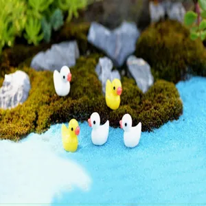 Mini resin duck figurines detail shot, perfect for miniature landscape and DIY fairy garden decoration.