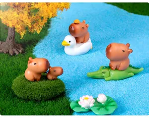 Süße Wasserschwein Tierfiguren Detailansicht, ideal für Desktop und Auto Dekoration.